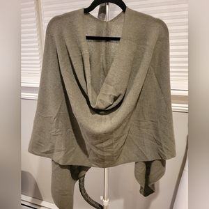Minnie Rose 100% Cashmere Sweater Poncho